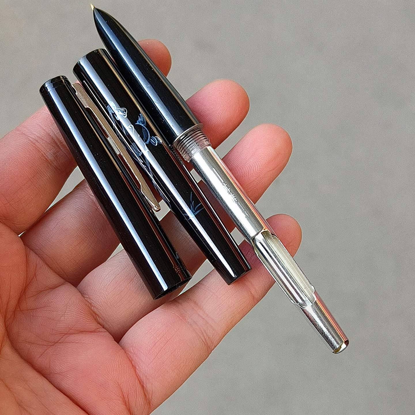Vintage HERO 343 Fountain Pen  - Vintage Collectible Pens 评论和价格
