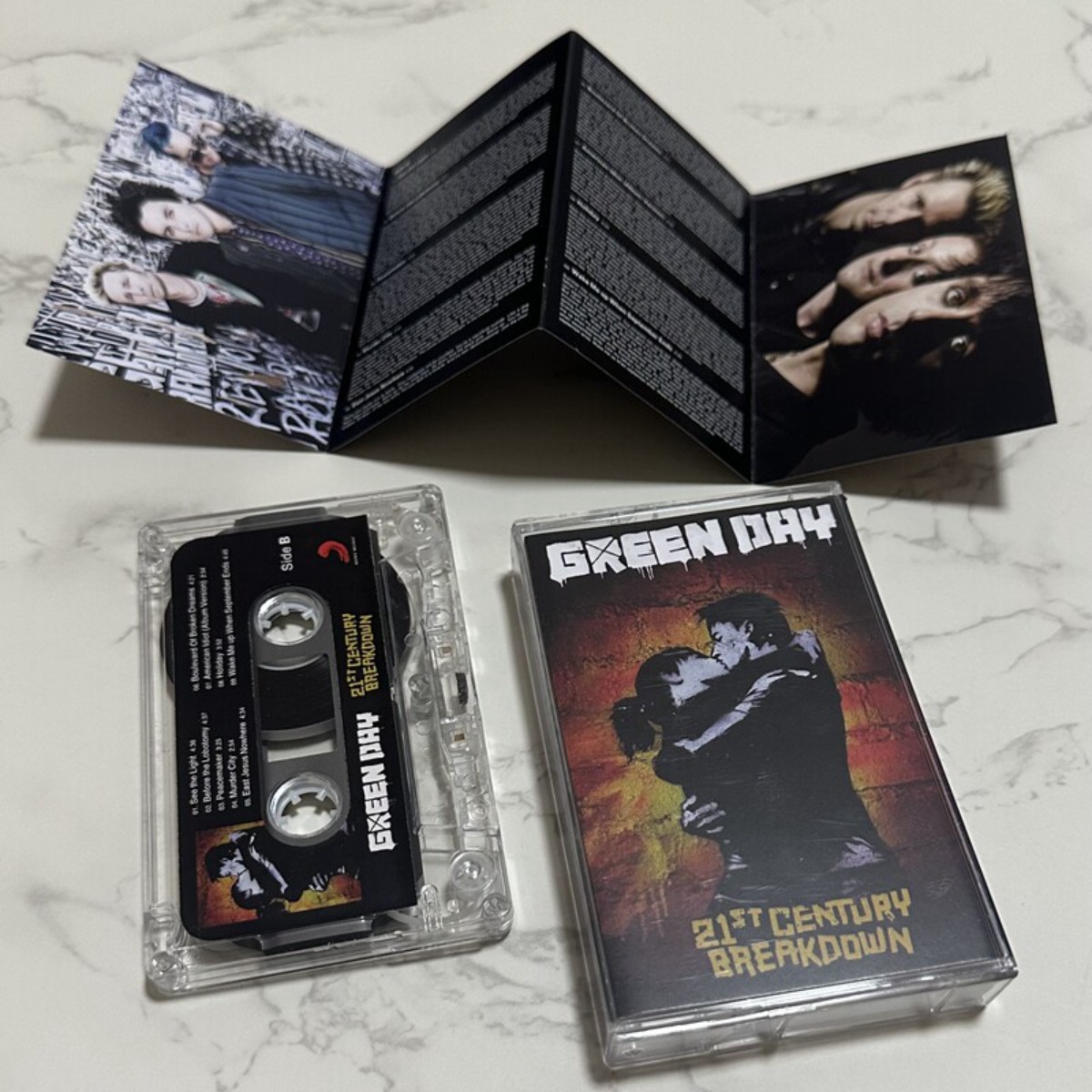 Green Day 21st Century Breakdo - Vintage Collectibles & More Llc Photos 评论和价格