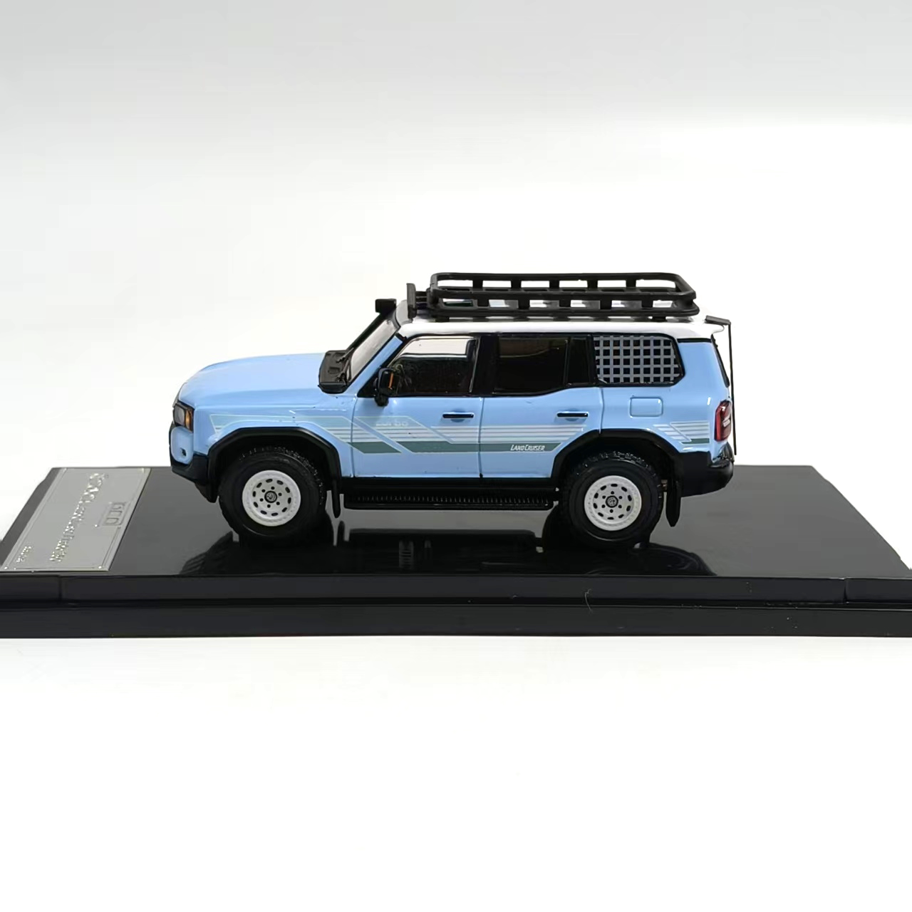 Diecast DCM 1:64 Scale LC250 V - Vintage Collectibles & More Llc Photos 评论和价格